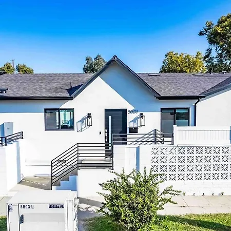 Home Next To Universal And Hollywood La